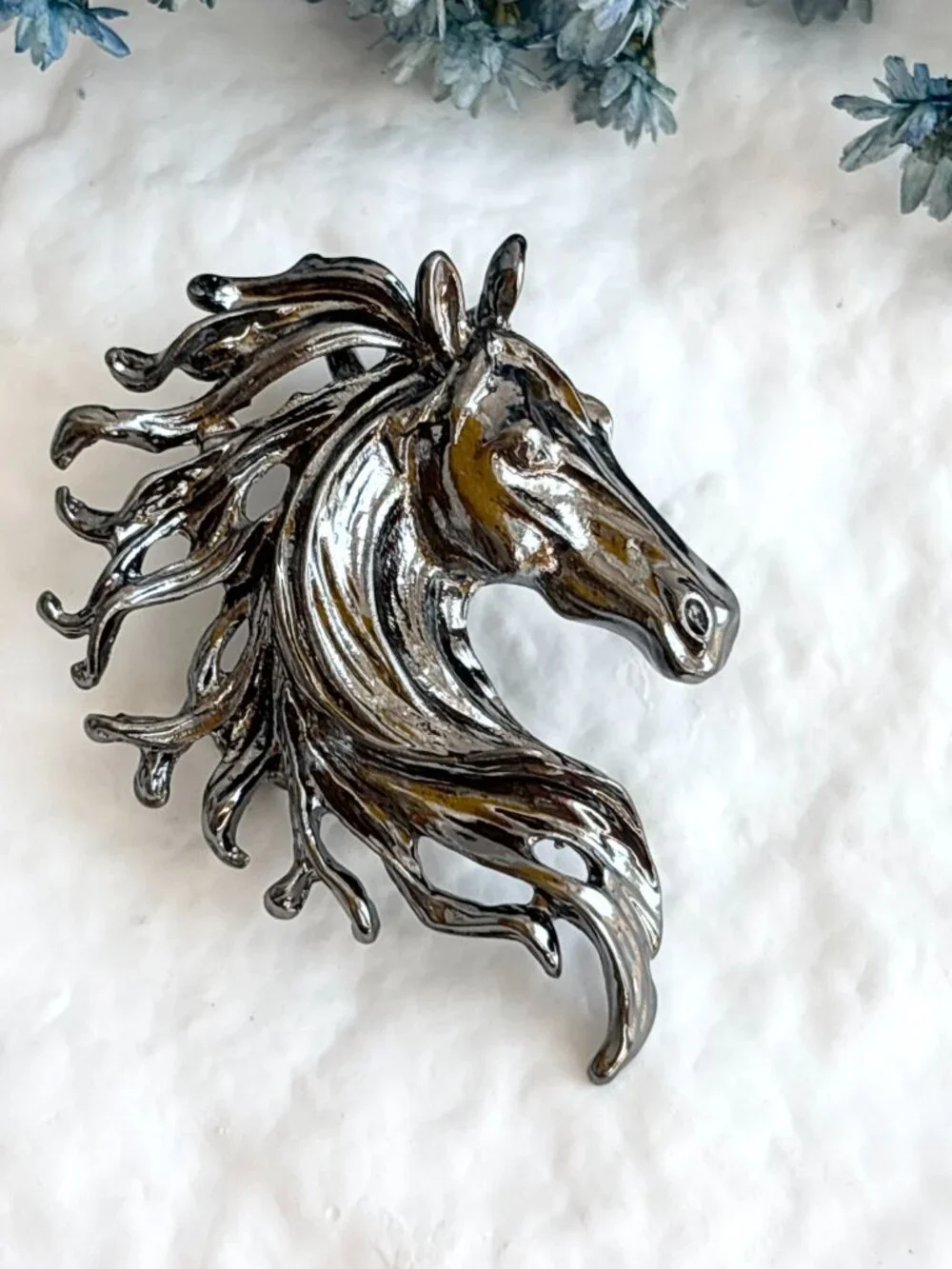 Horse Head Figural Billowing Mane Silver Toned Textured VIntage Insp Brooch Pin